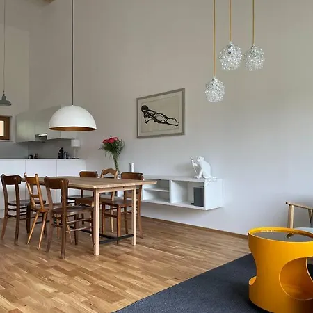 Gamsfels Petronella Galeriewohnung